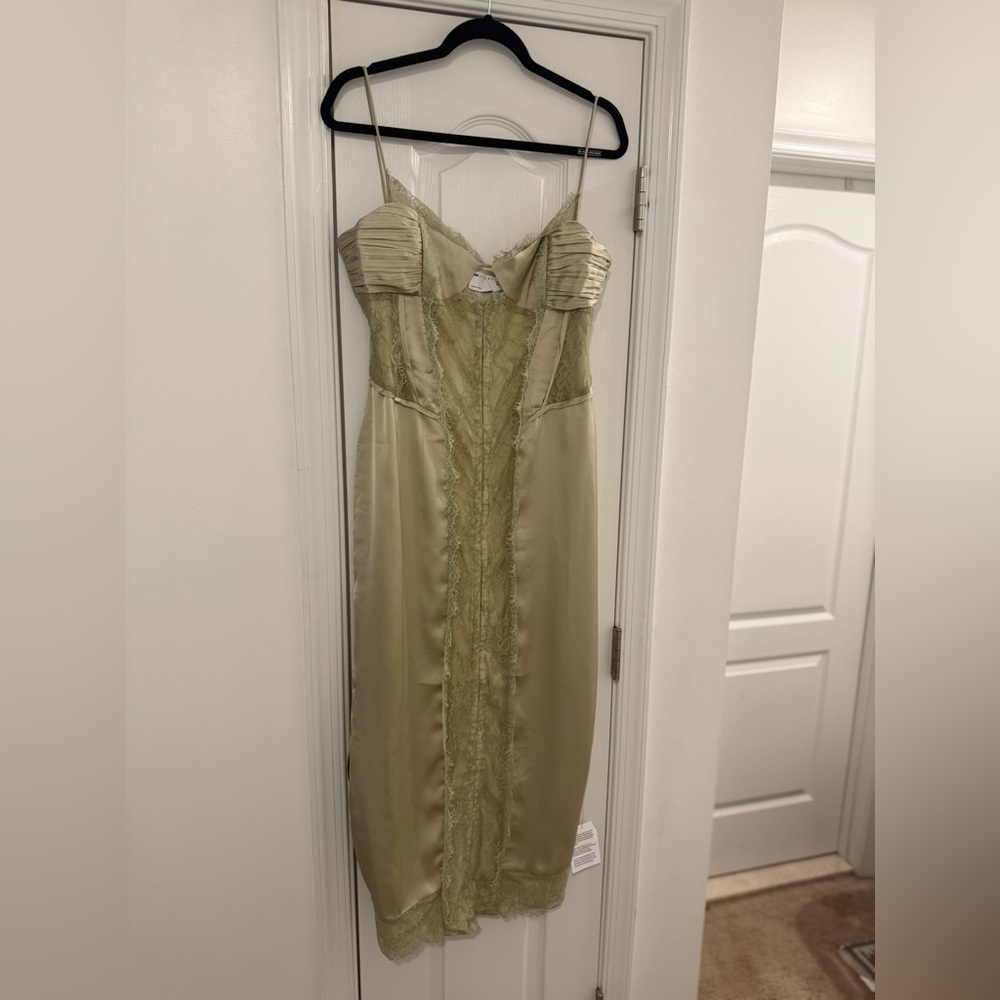 Sea foam green dating and lace midi dress NWT